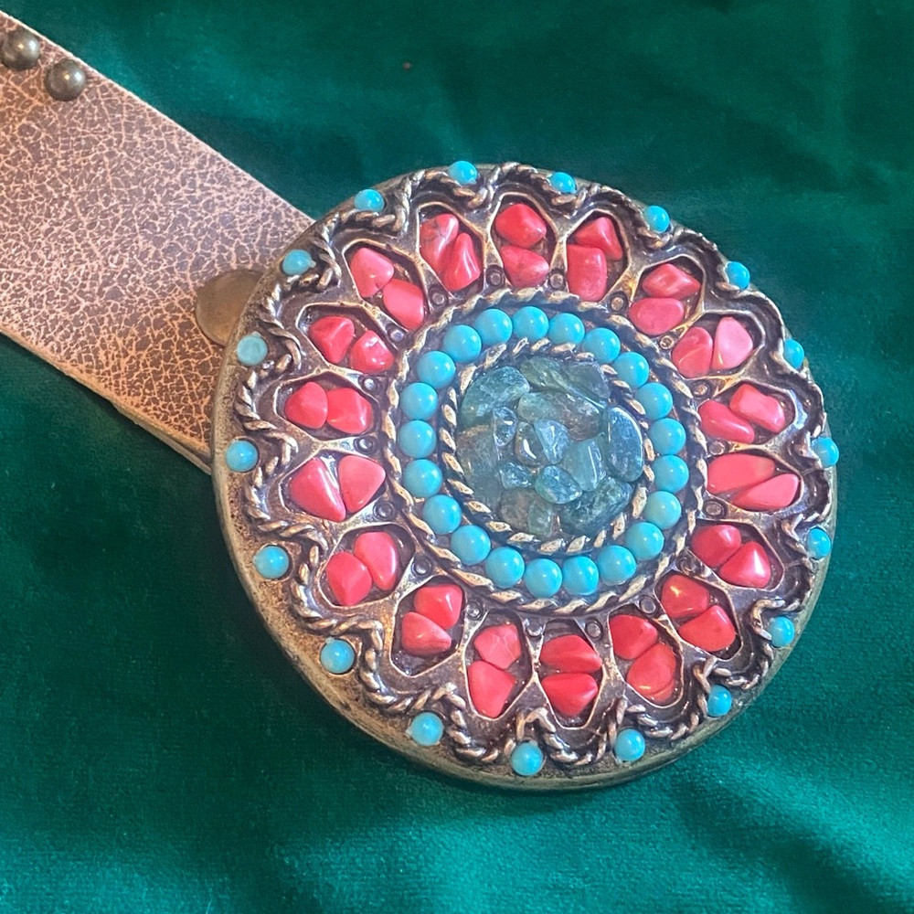 Leatherock Turquoise & Coral Decorative Round Belt Buckle